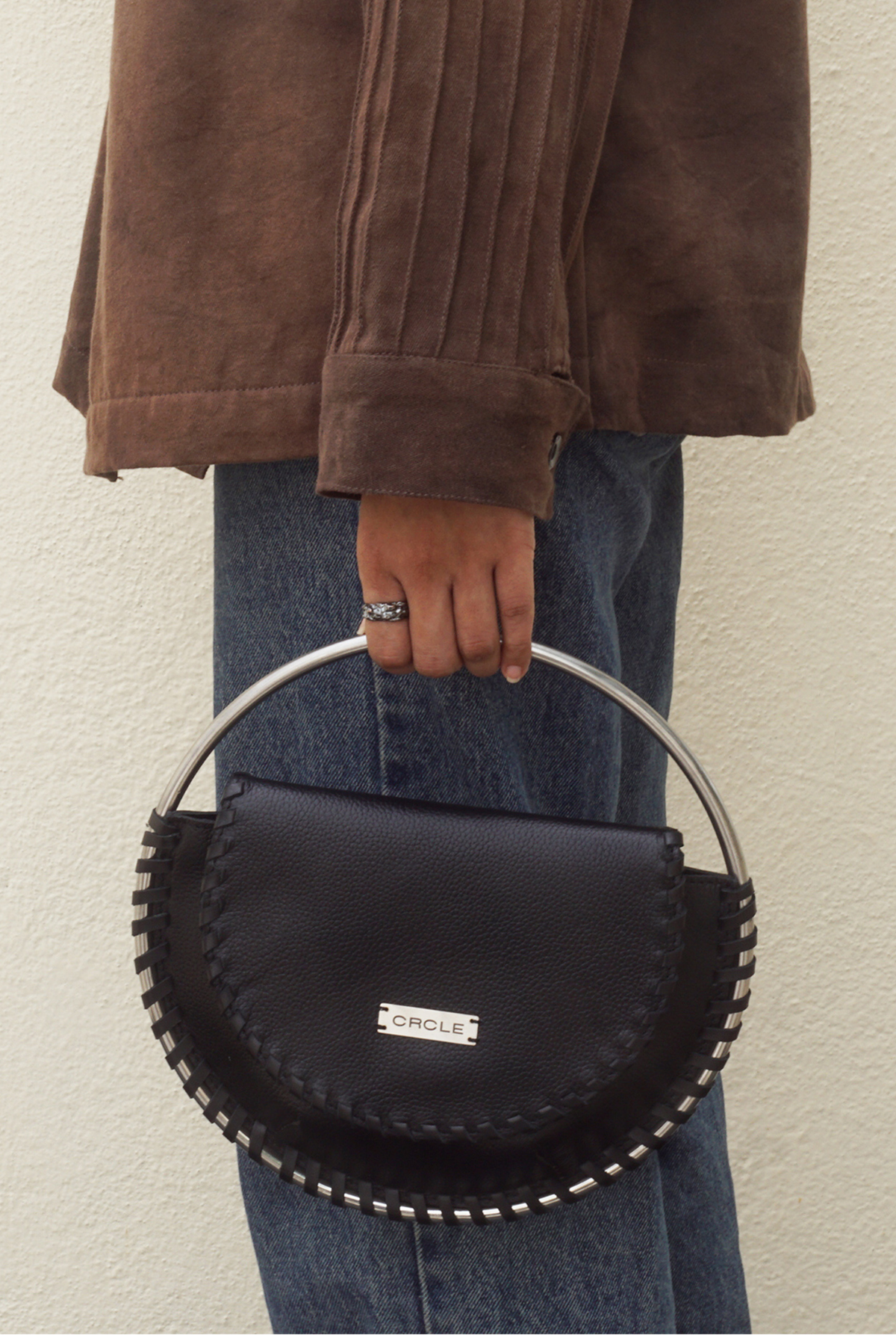 CRCLE BAG (BLACK)