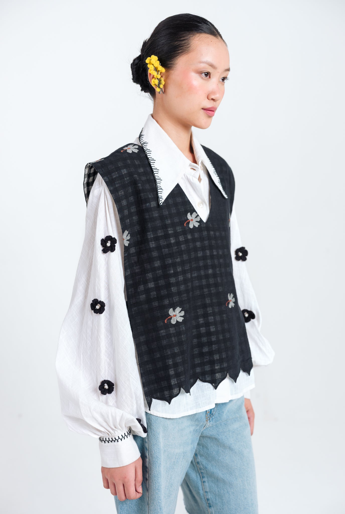 Leap Jamdani Scallop Overlay