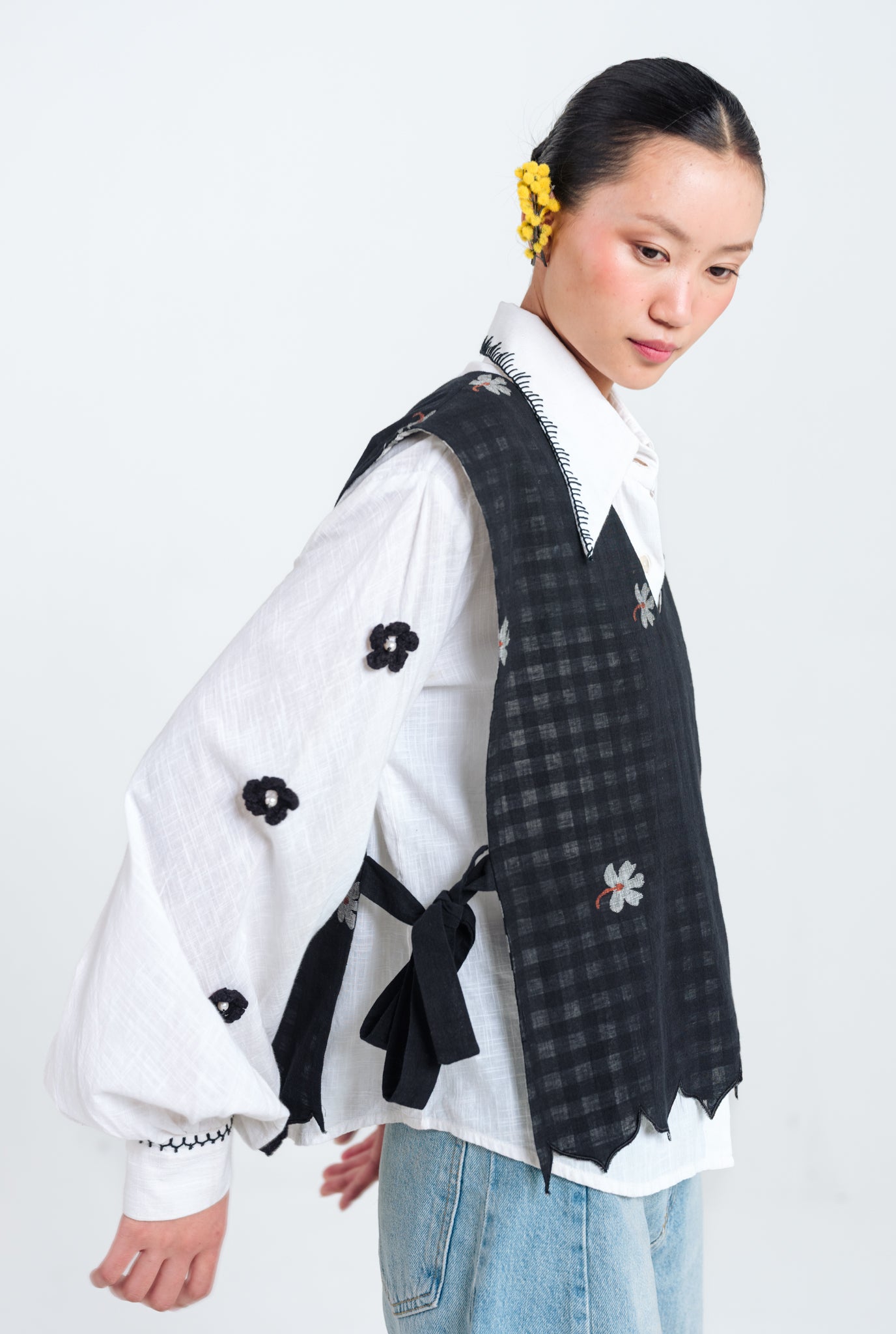 Leap Jamdani Scallop Overlay