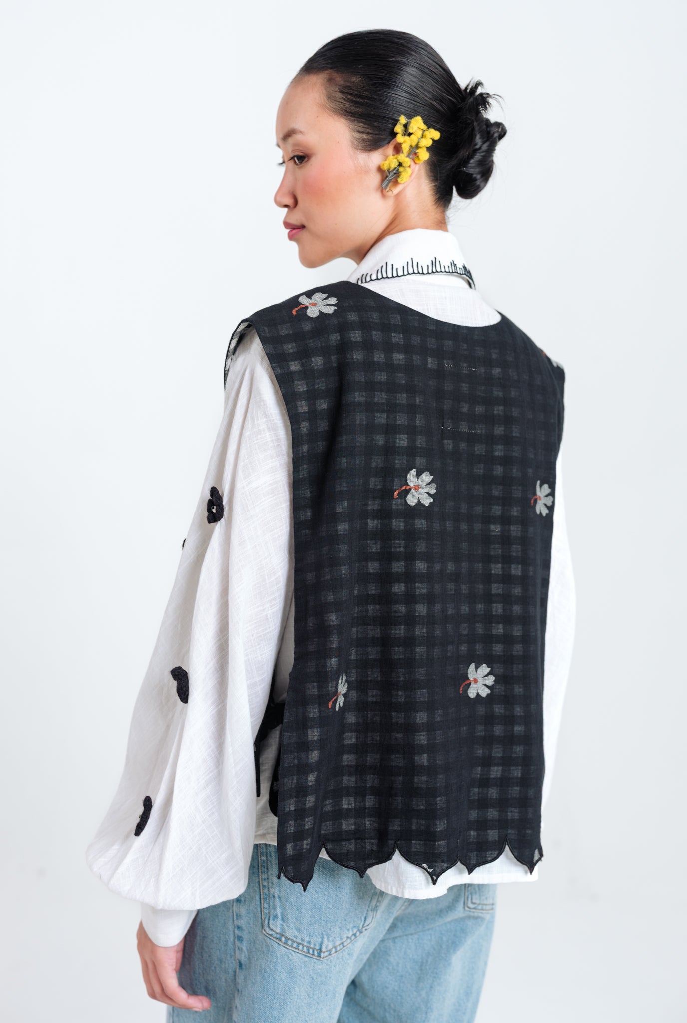 Leap Jamdani Scallop Overlay