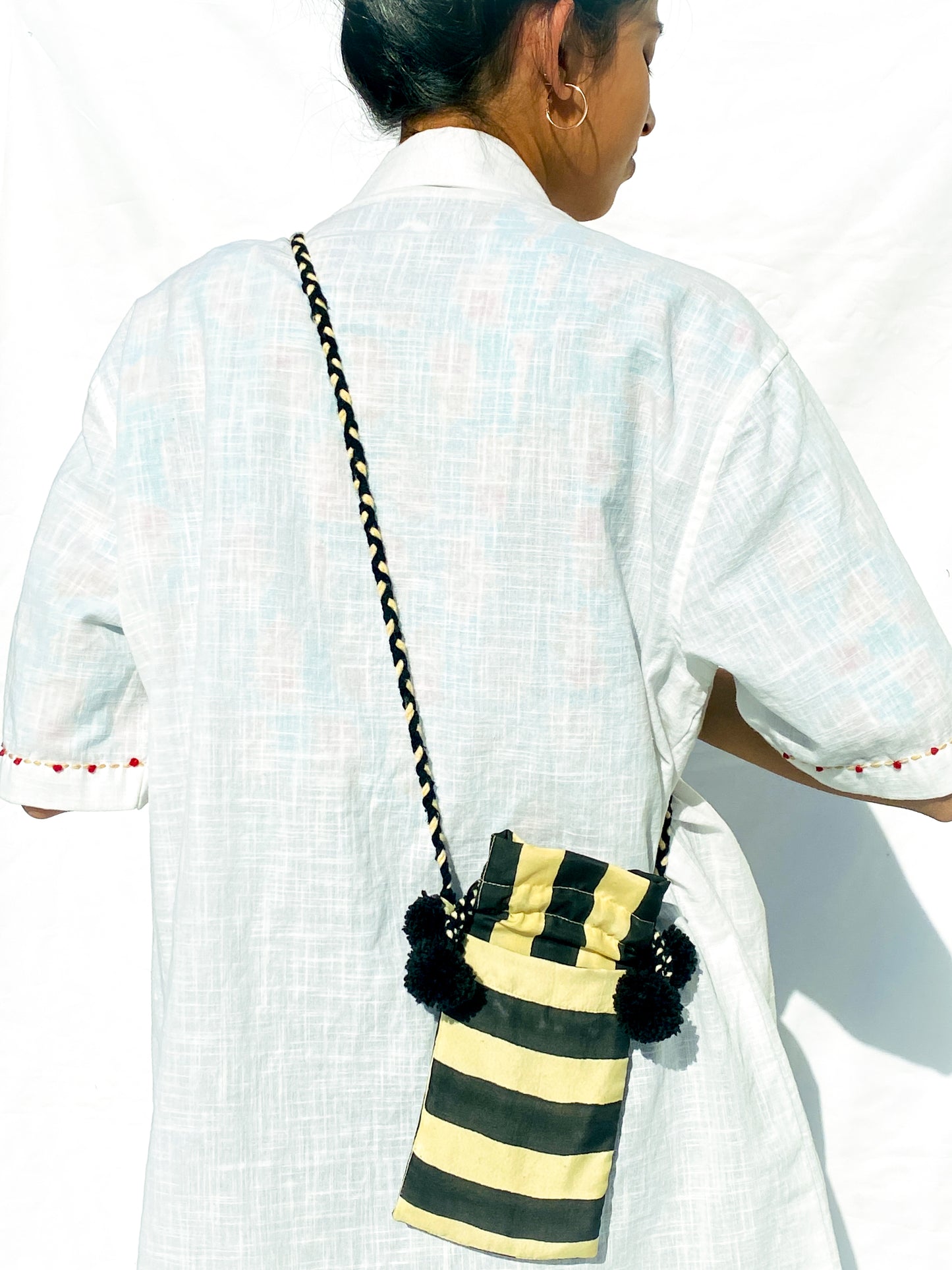 Bibi handbraided phone sling