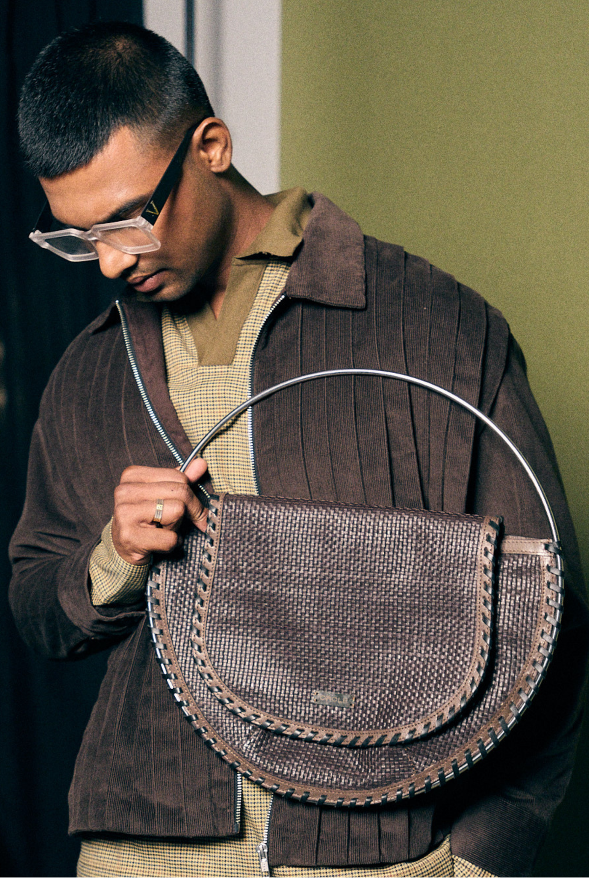 CRCLE BAG MAX (BROWN)