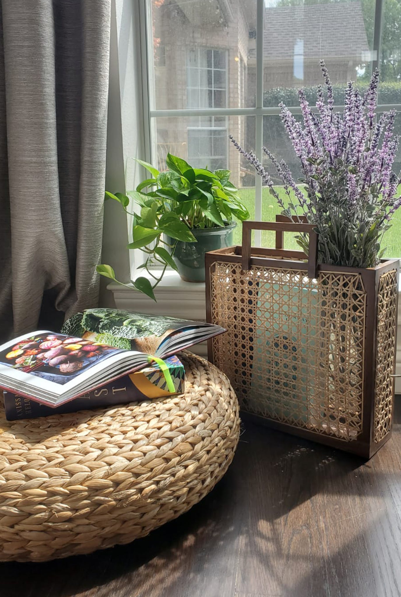 Epicurean Holder