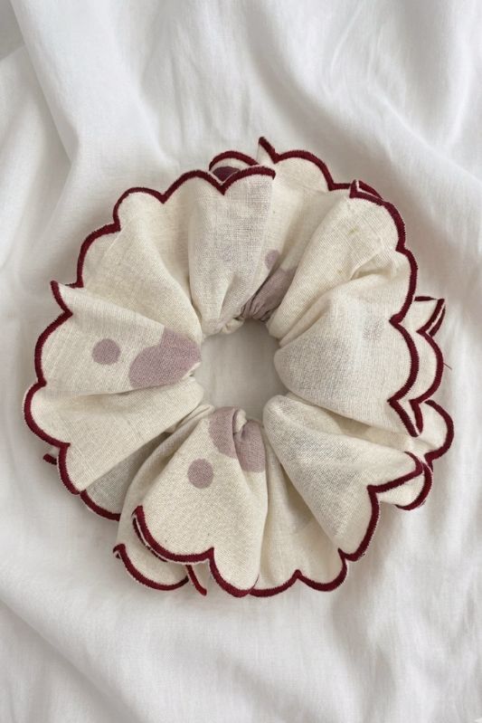 Thandai Scallop Scrunchie