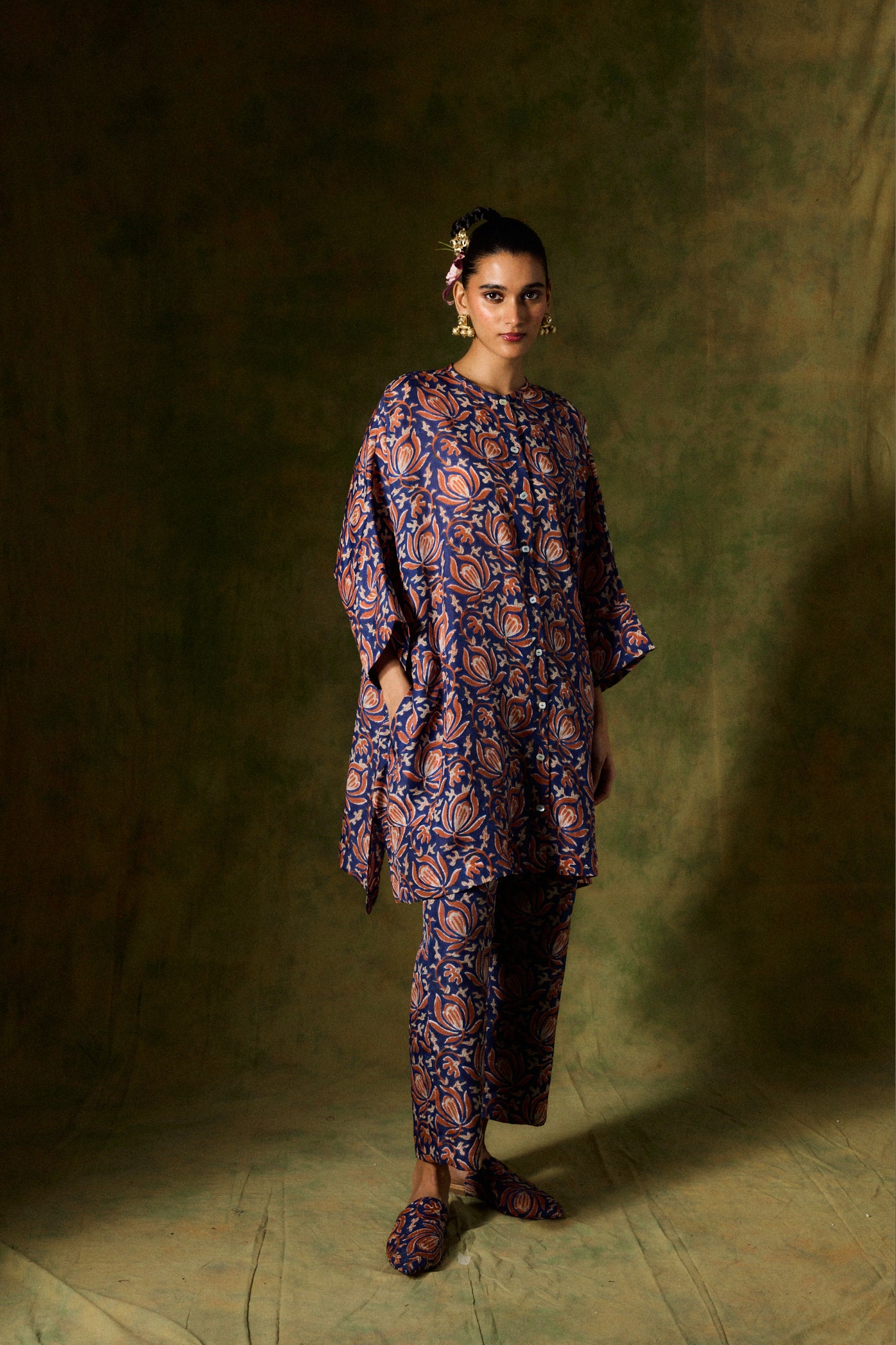 Inaaya Silk Kurta
