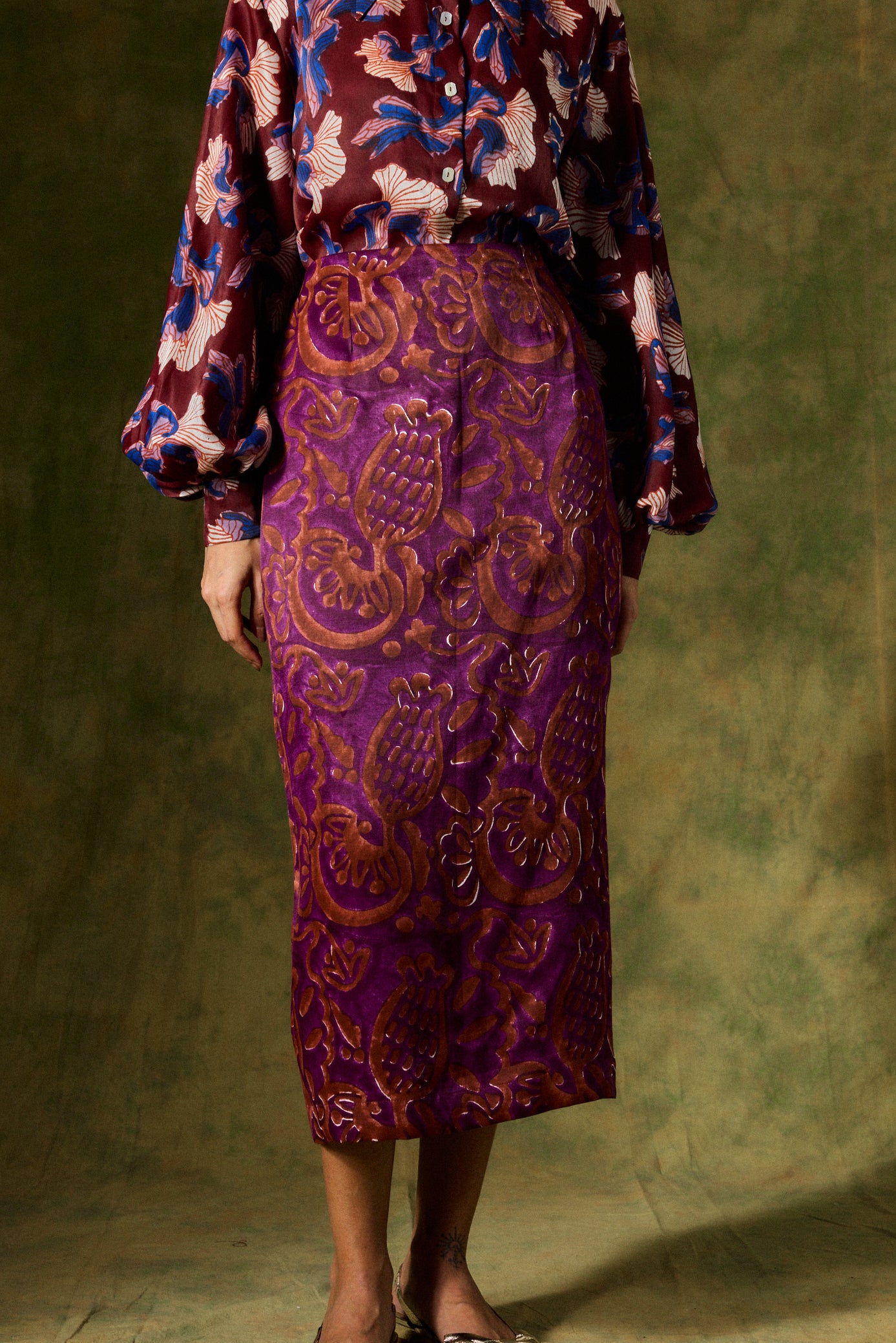Saanjh Silk Pencil Skirt