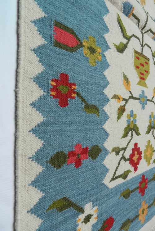 handcrafted-woven-rug-carpet-cotton-wool-home decor- jodi