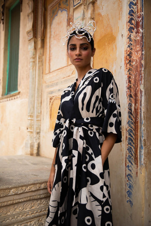 the-jodi-life-jantar-mantar-white-and-black-dress