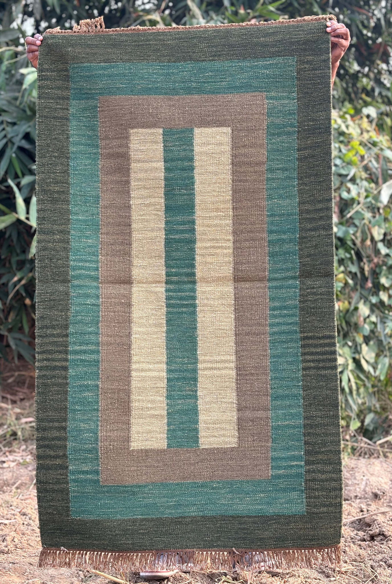 HAND-WOVEN LEHER RUG