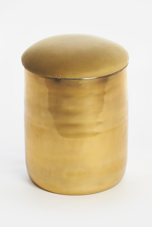 Leo Stool