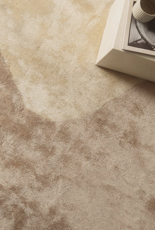 Nasai Silk Rug / Pastel Clay