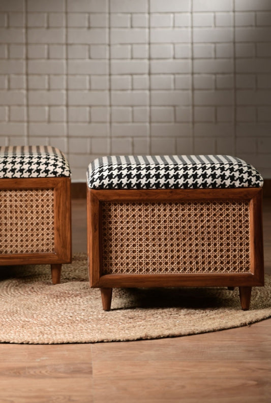 Houndstooth Ottoman    (SHIPPING ONLY IN INDIA)