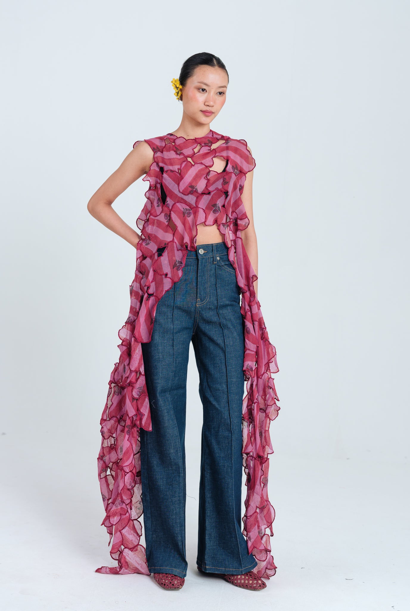 Spring Cut-out Cape