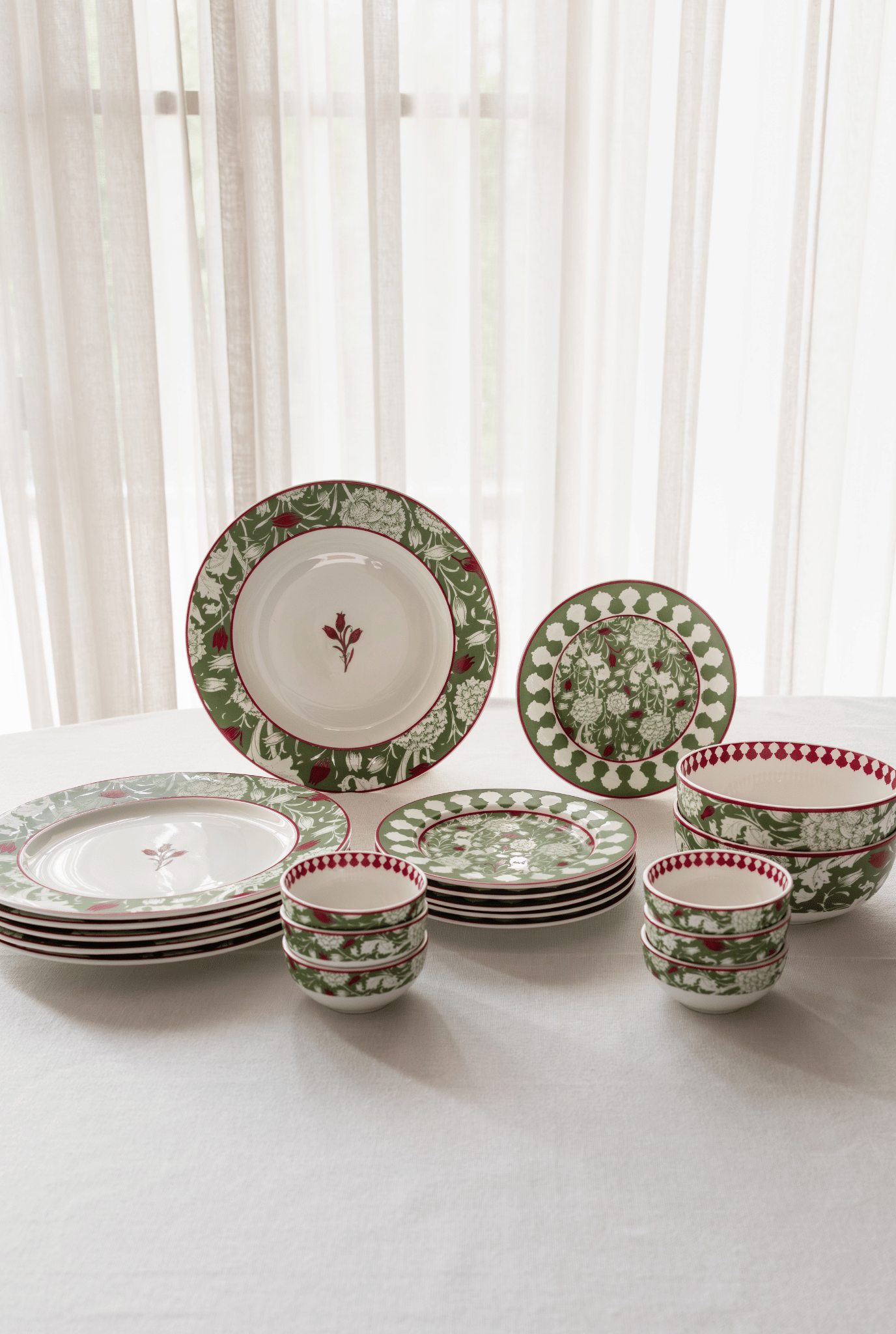 Tarang Dinner set