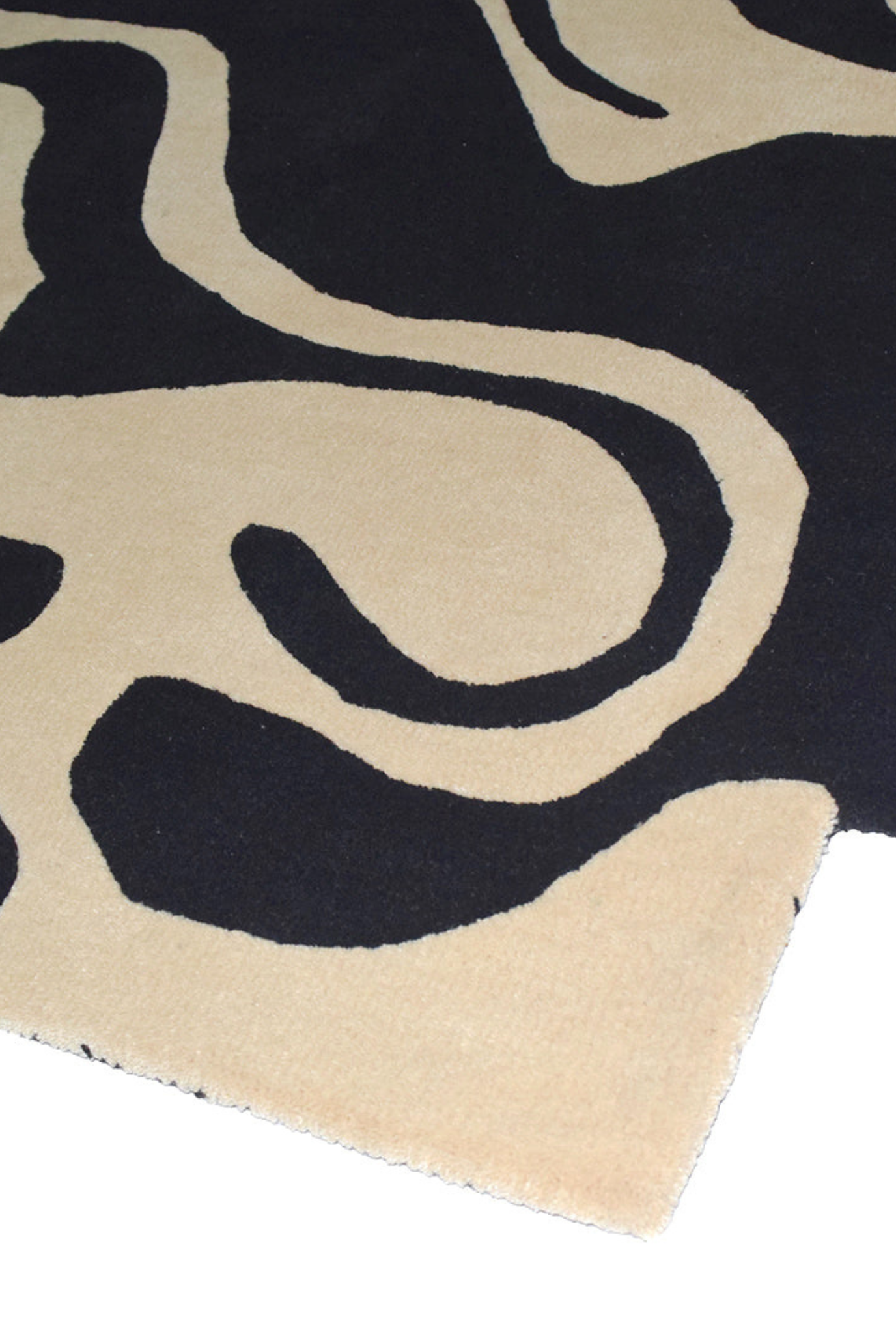 Fluid Wool Rug