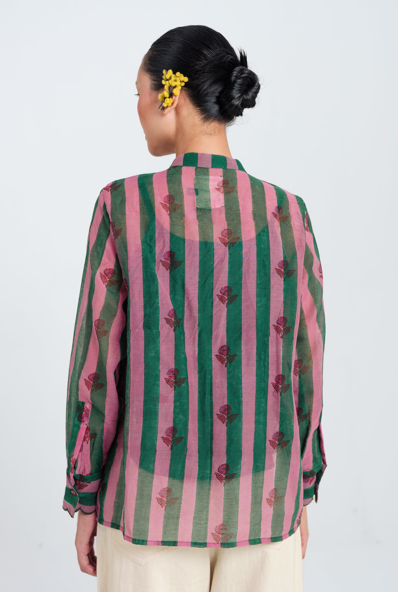 Twirl Scallop Shirt