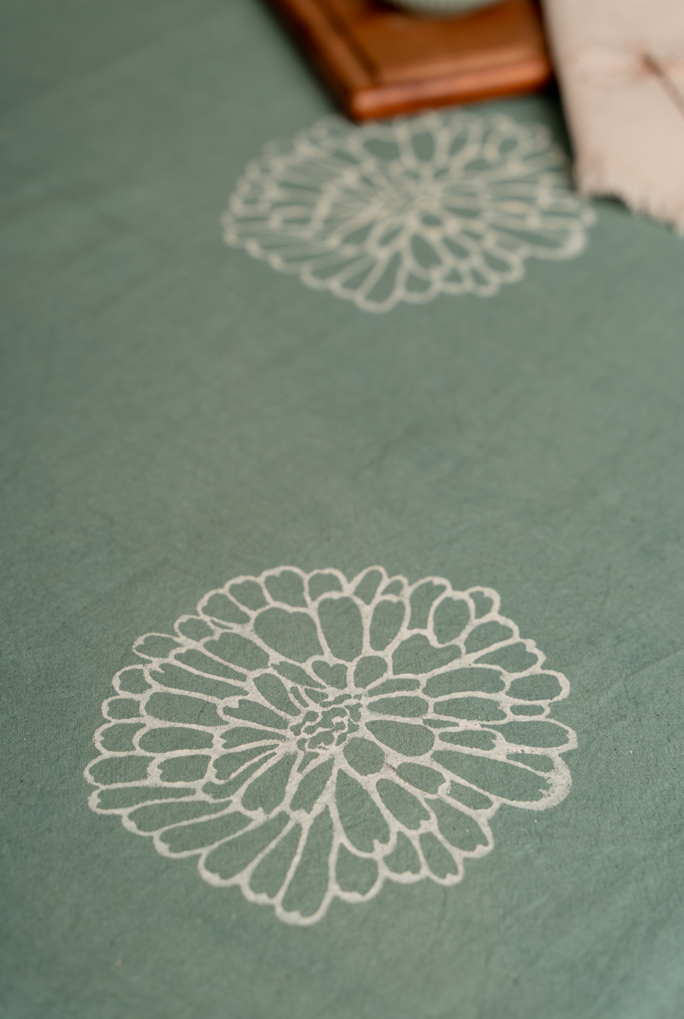 Mogra Table Cloth