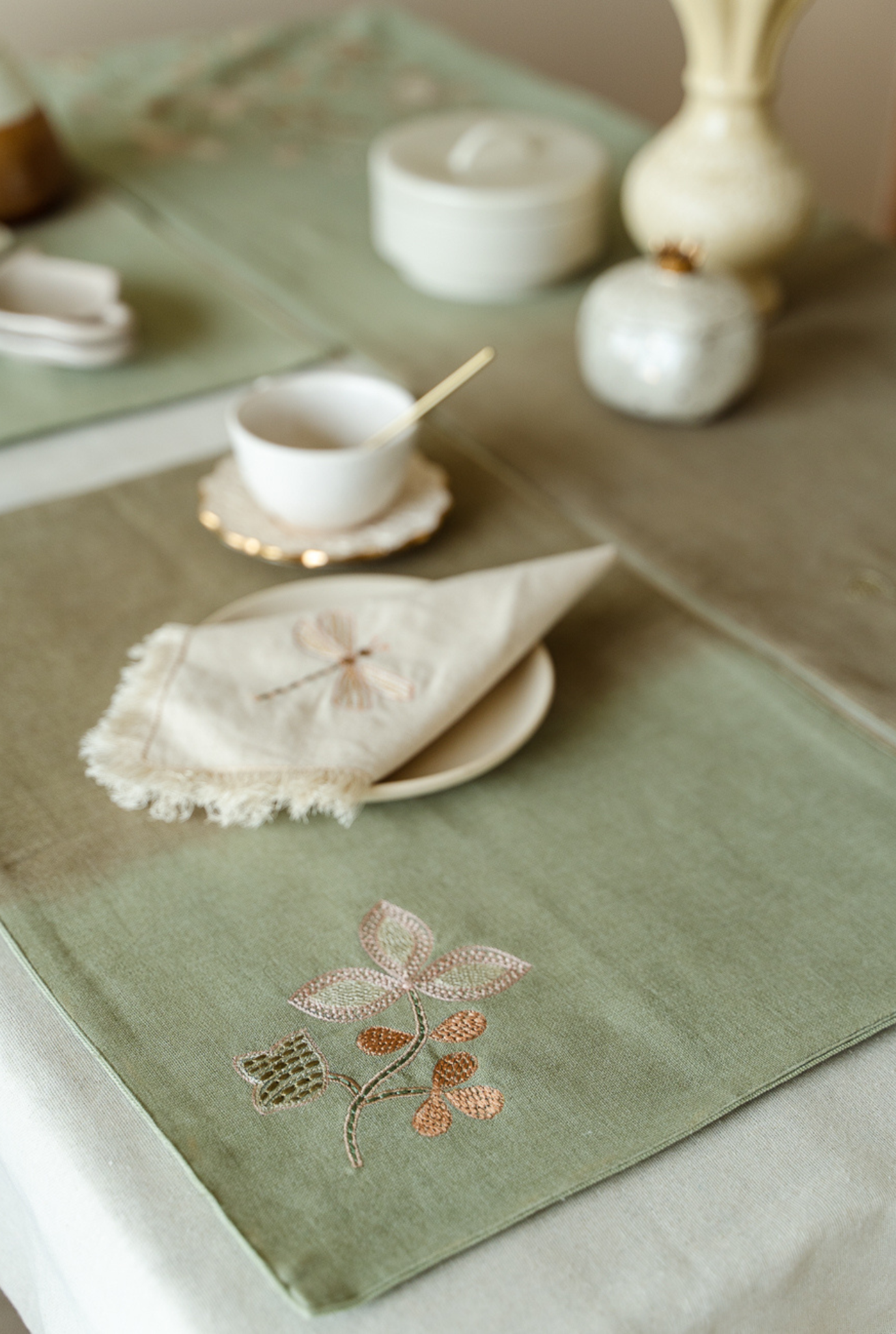 Shades of Splendour Table Mat