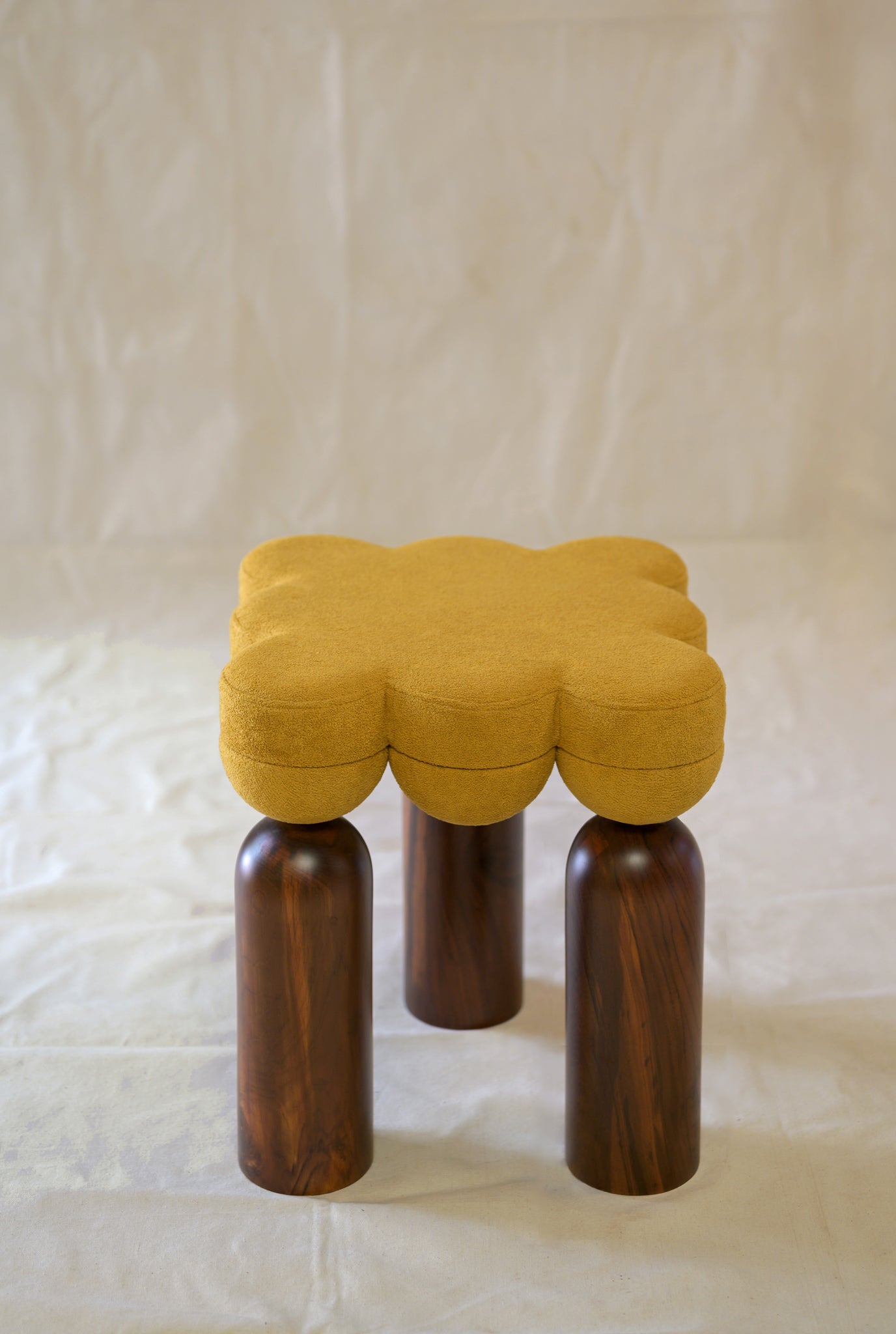 Scallop Pouffe