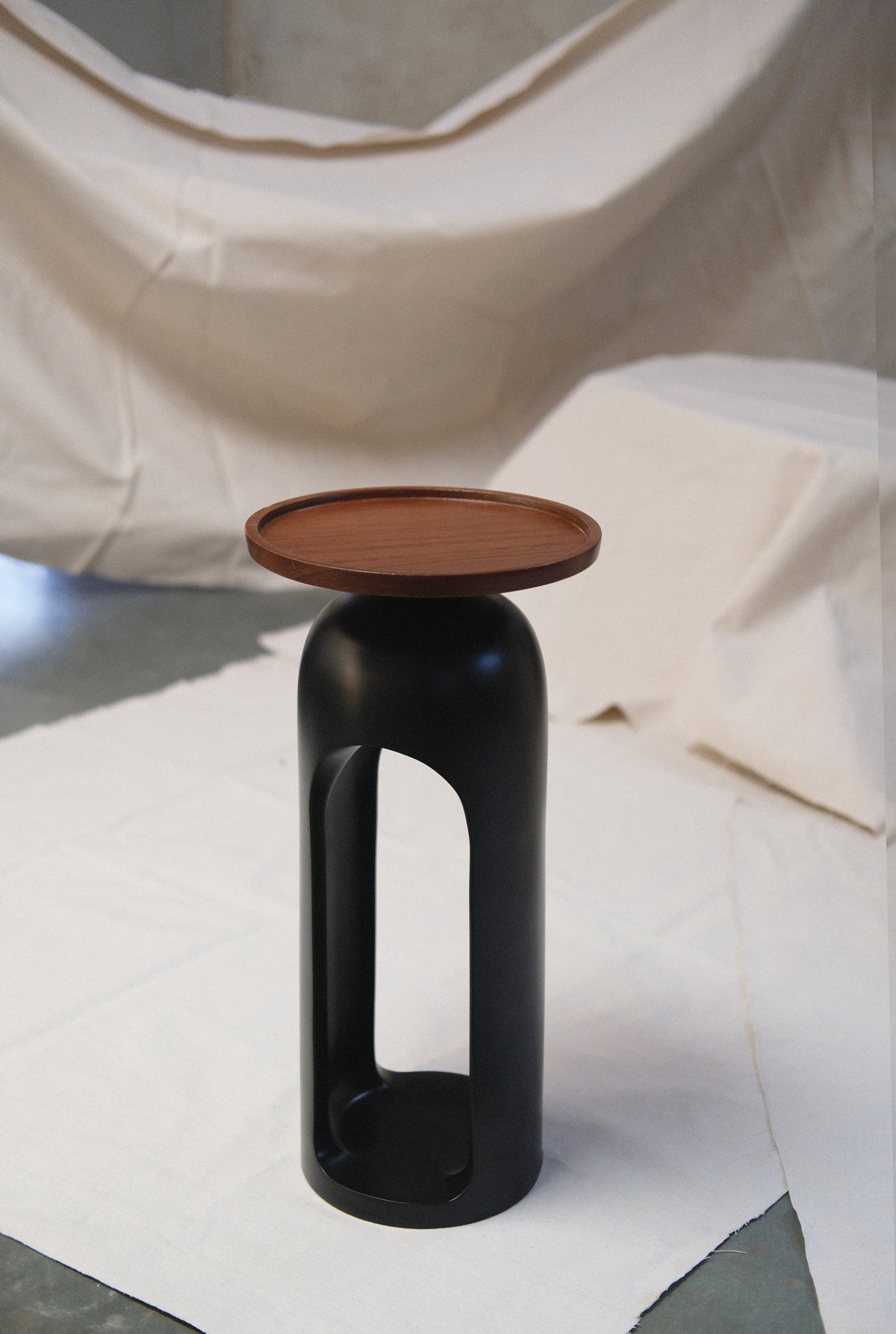 Vanta Side Table