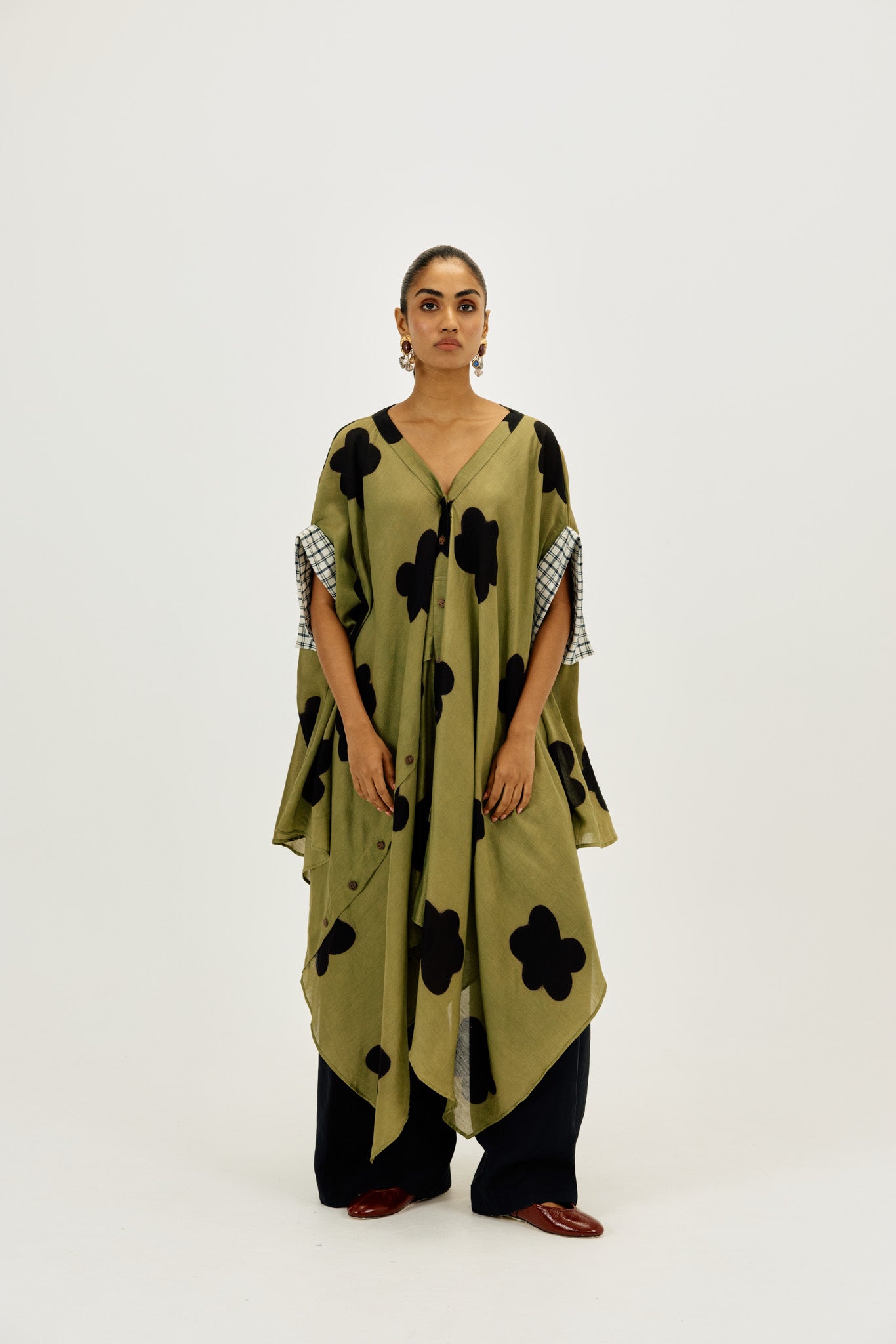 Kuro Asymmetrical Shirt