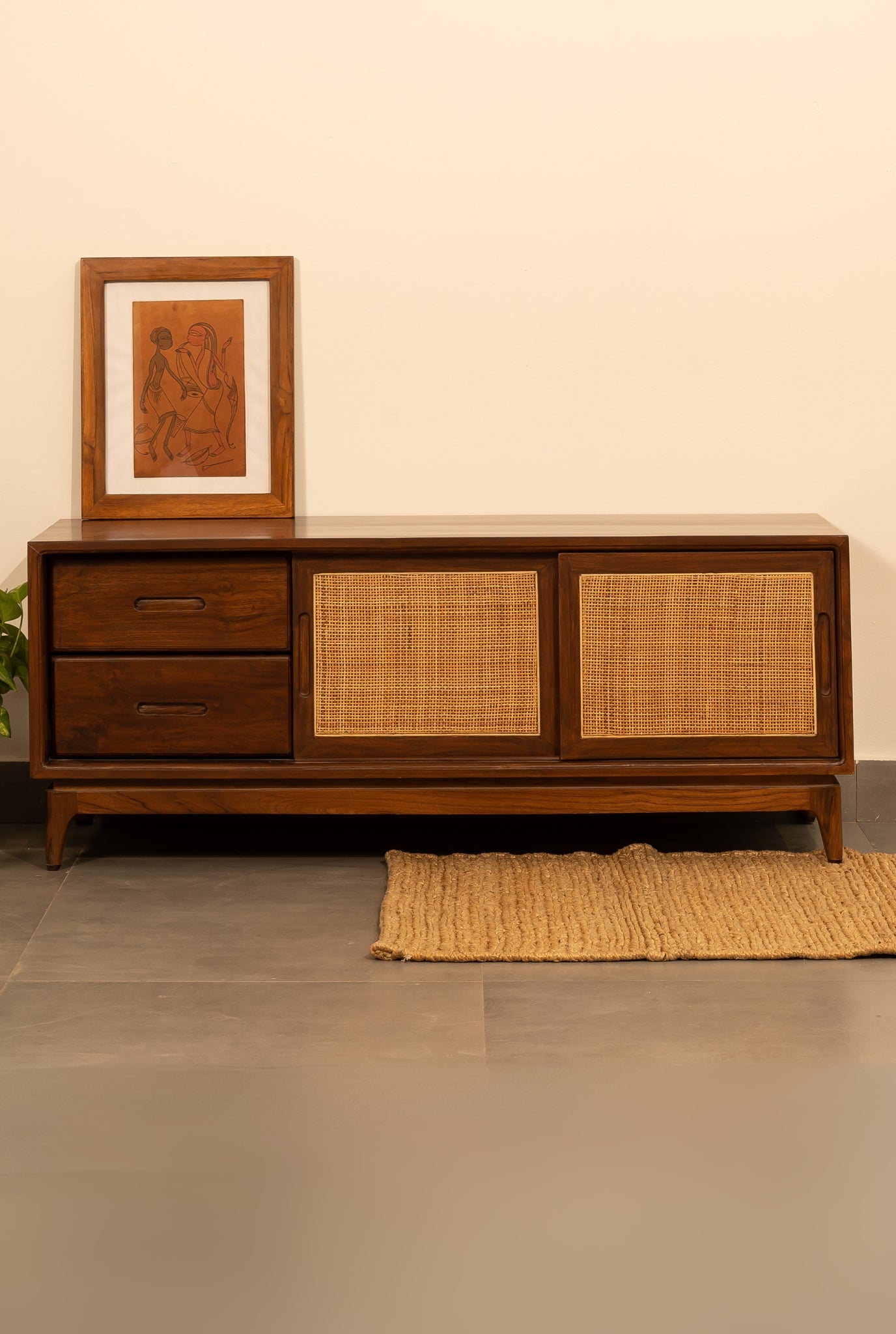 Kivo TV Unit