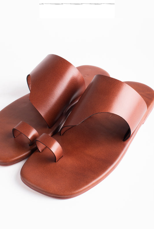 Monochrome open toe chappals