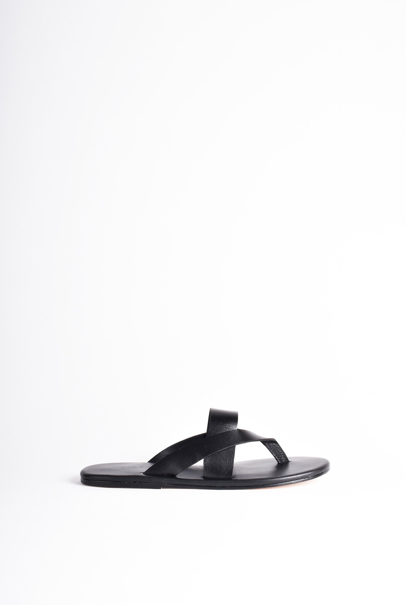 V-Strap chappals