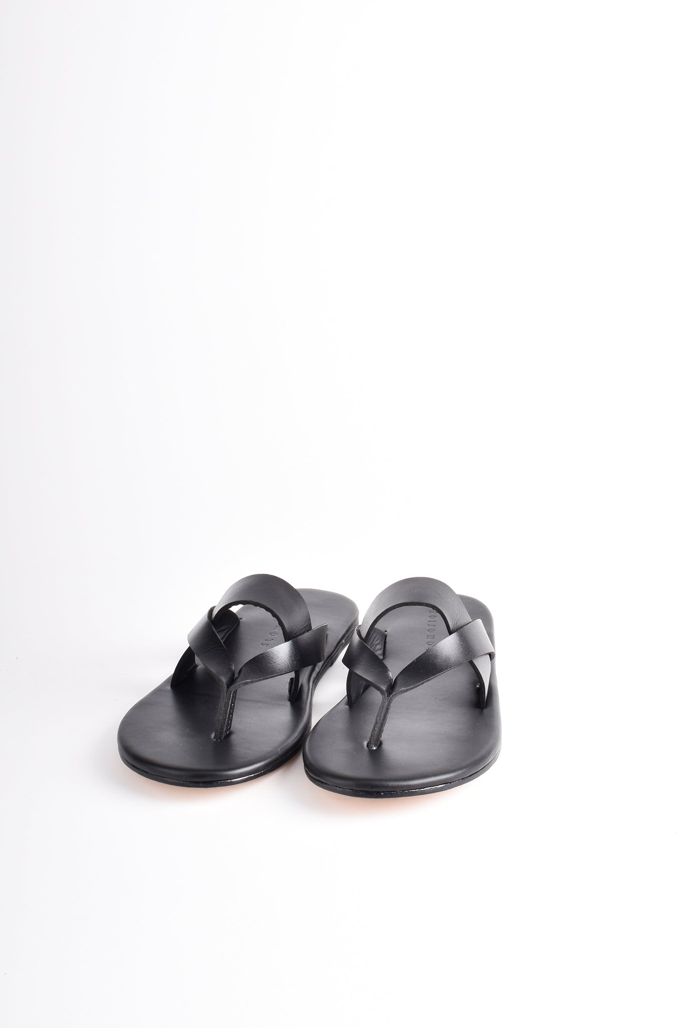 V-Strap chappals