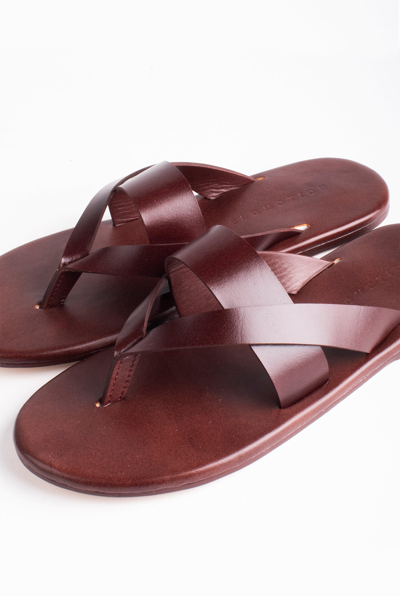 V-Strap chappals