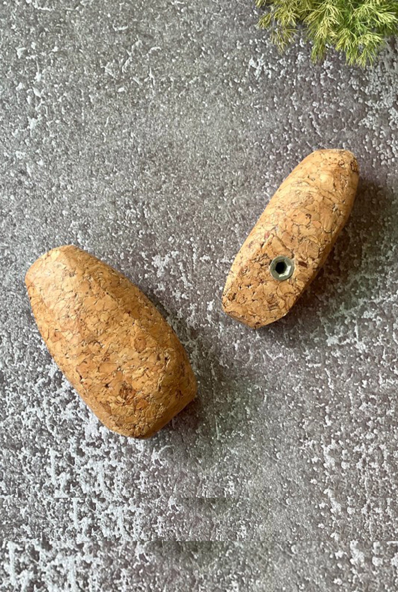 cork-pebble-hook-minimal-jodi-biodegradable-durable