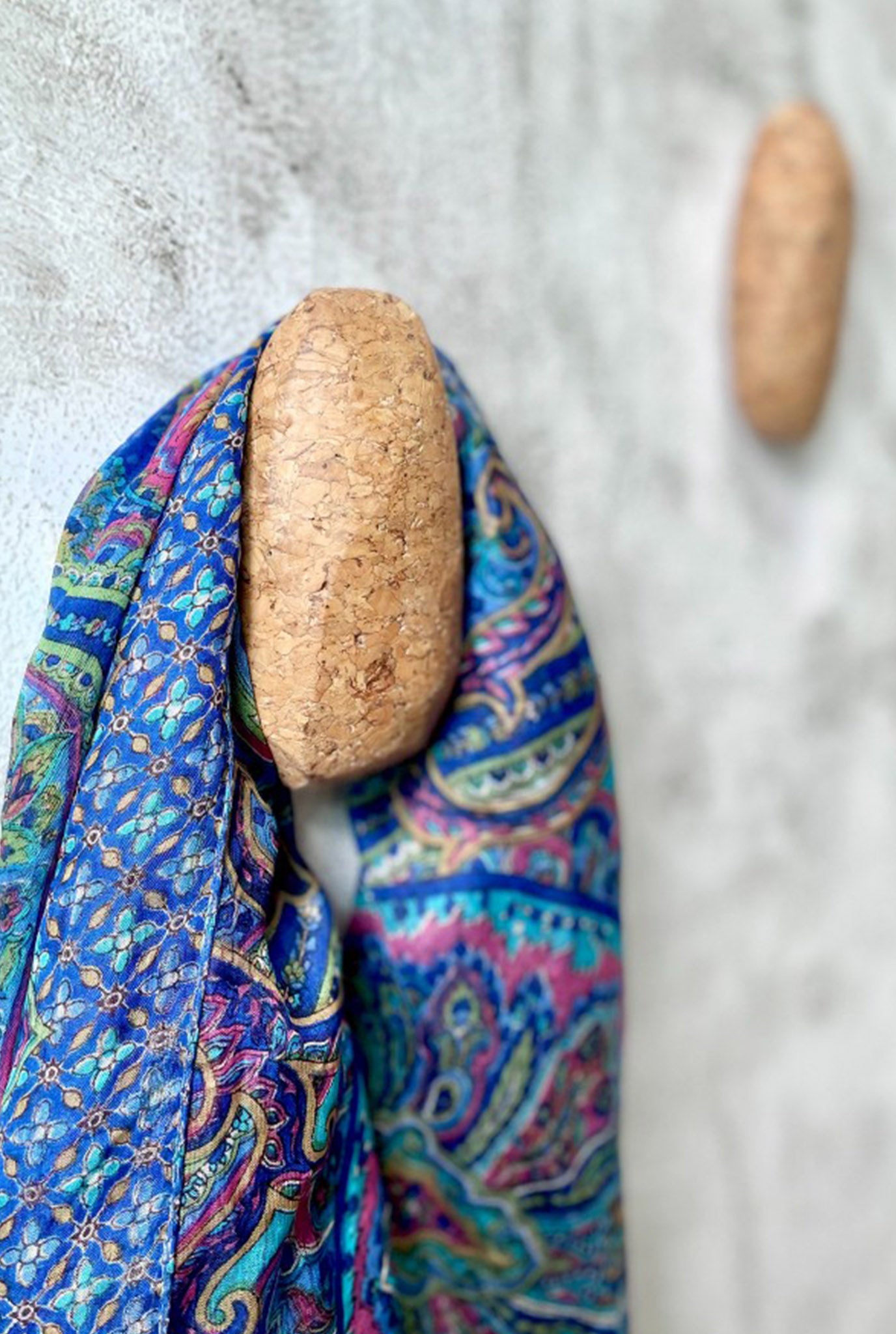 cork-pebble-hook-minimal-jodi-biodegradable-durable