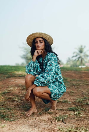 sustainable-handmade-handcrafted-jodi-thejodilife-block-printed-floral-tile-print-blue-green-summer-drop-shoulder