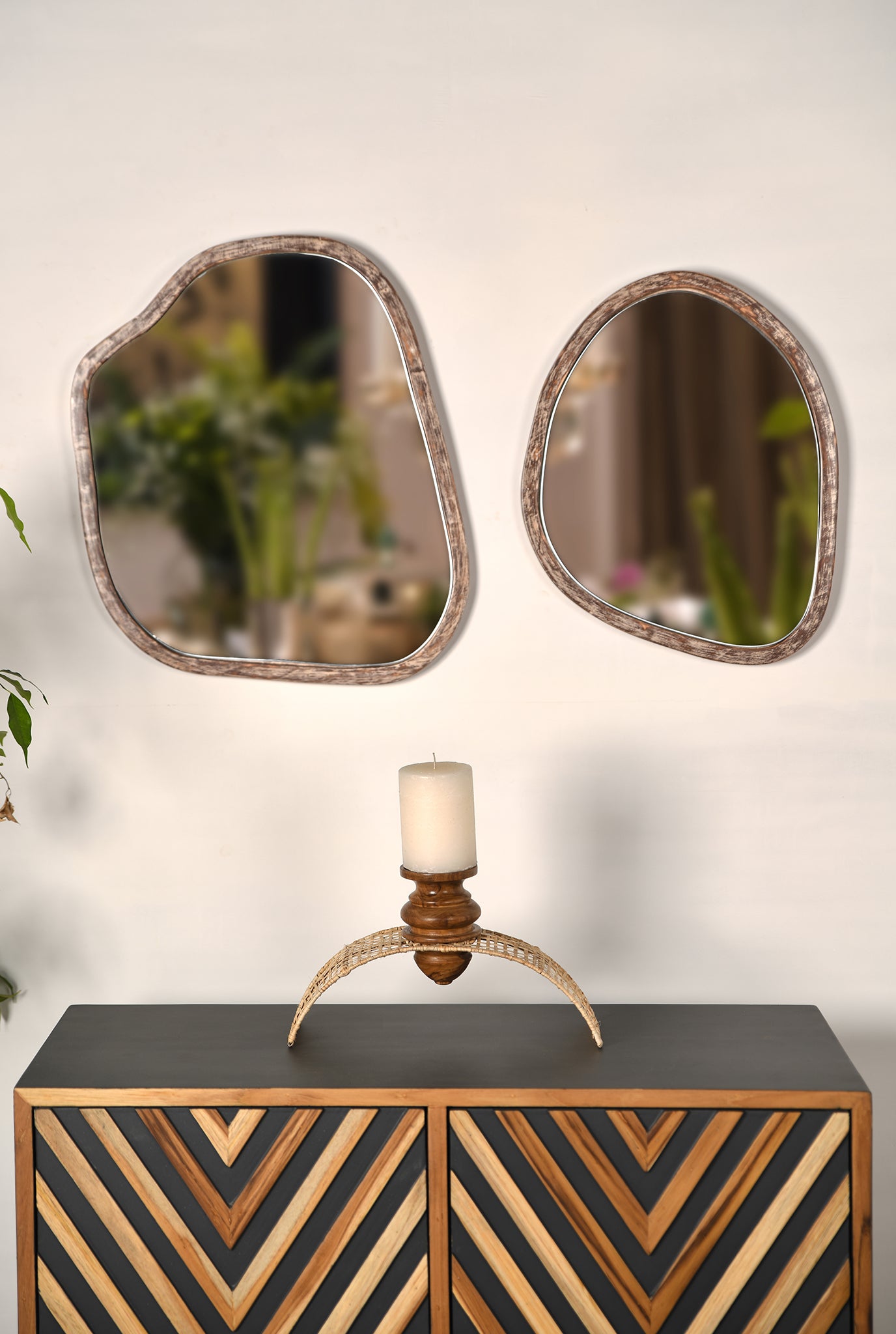 jodi-handcrafted-reusable-sustainable-bamboo-cane-teakwood-mirror