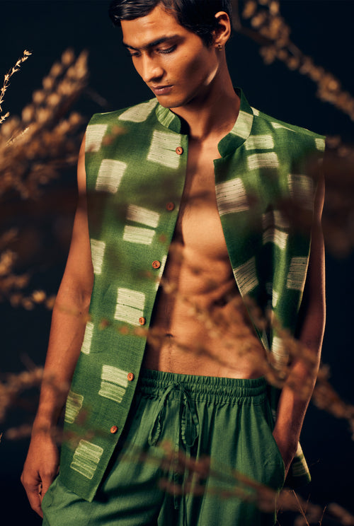 -jodi-thejodilife-sustainable-silk-menswear-green