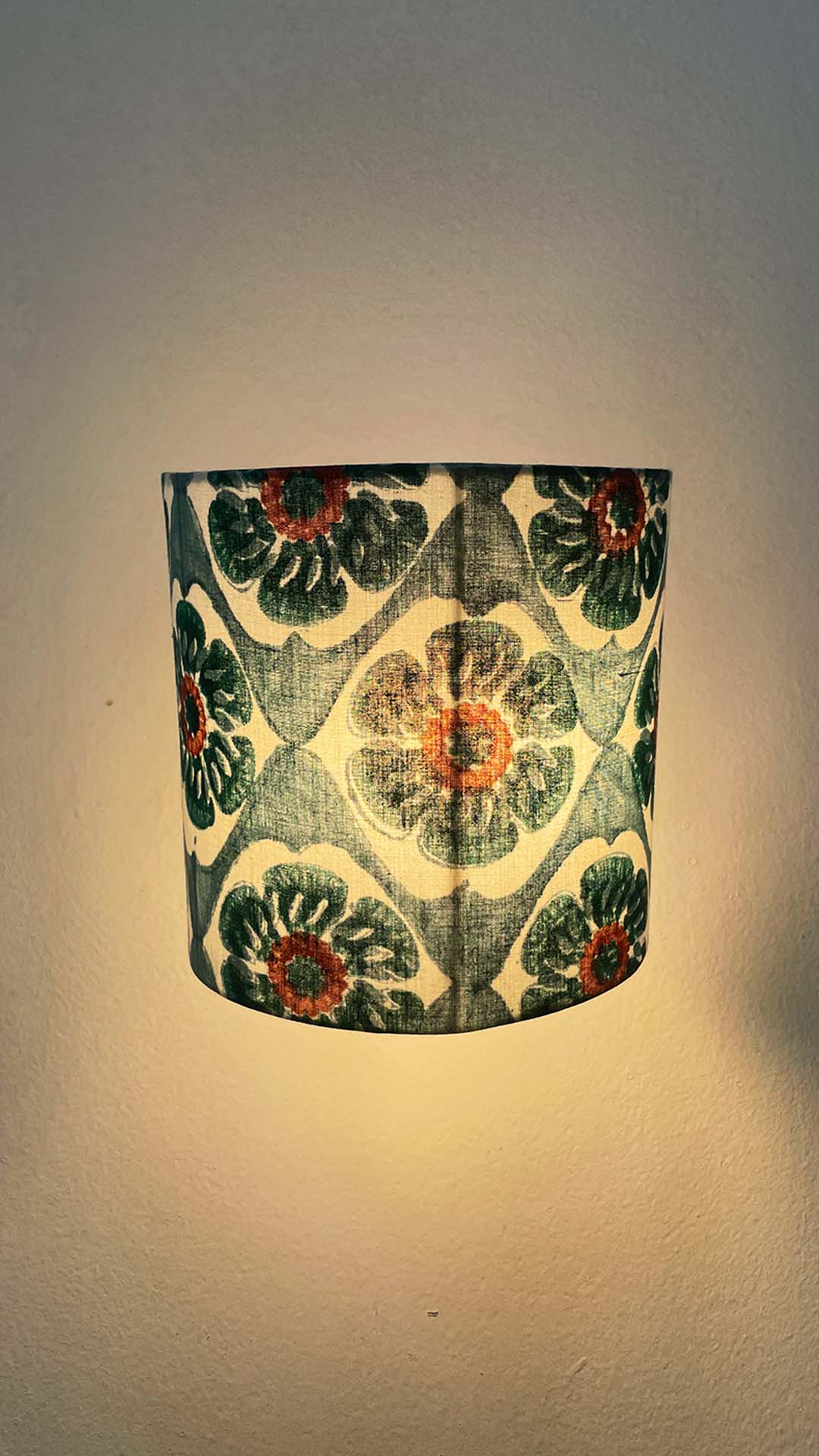 handcrafted-lights-wall-lamp-jodi-fabric