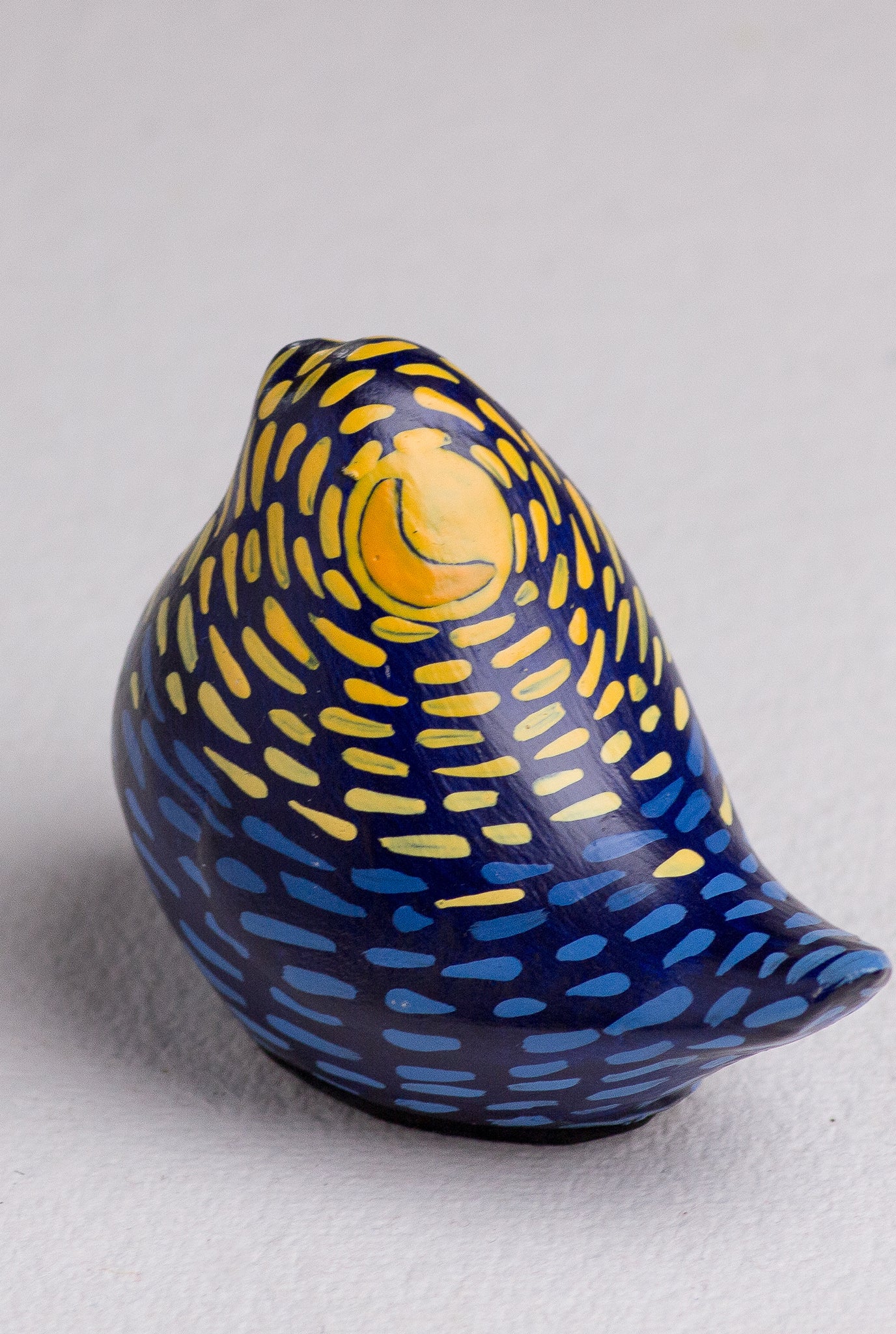 decor-handcrafted-ceramic-hand painted-paperweight