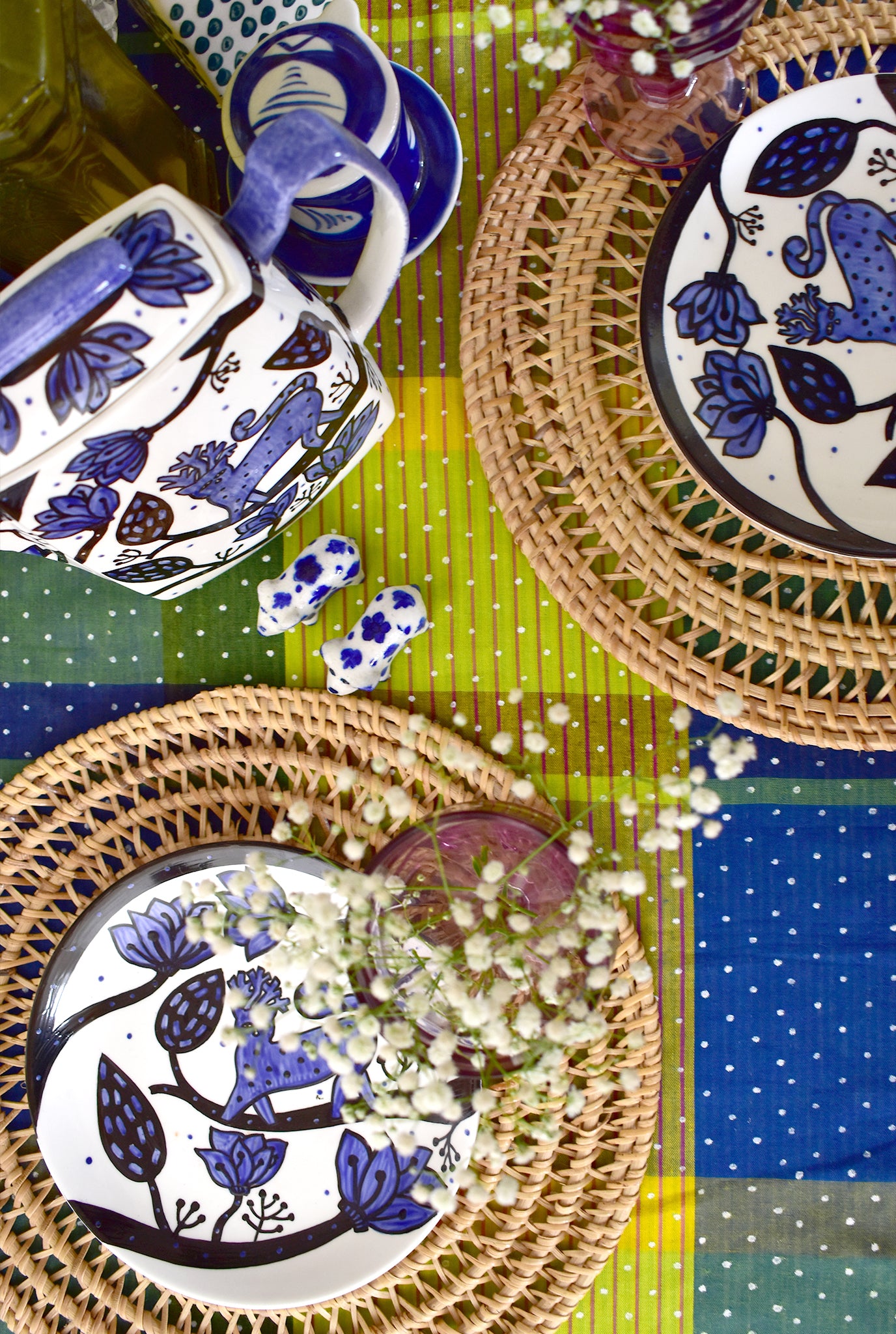 jodi-plates-handpainted-ceramics-quarter